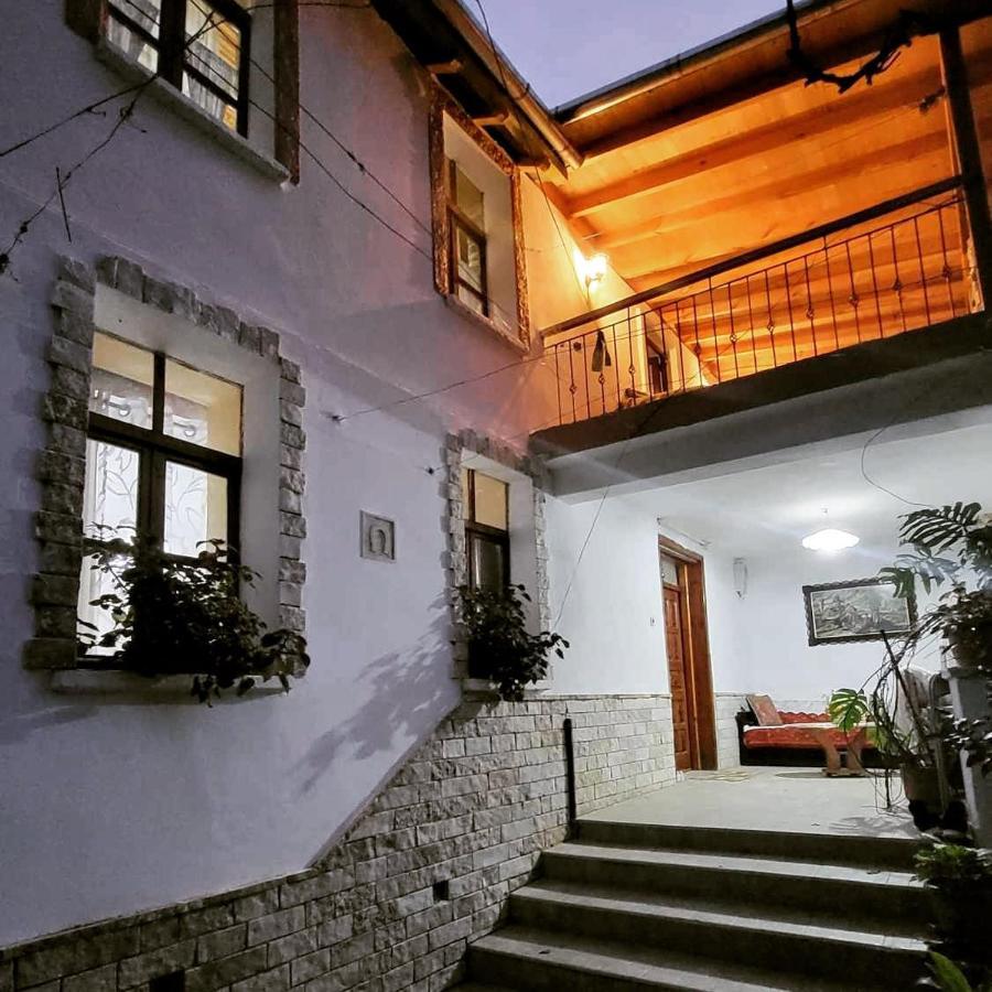 Guest House Hasko Gjirokastër 外观 照片