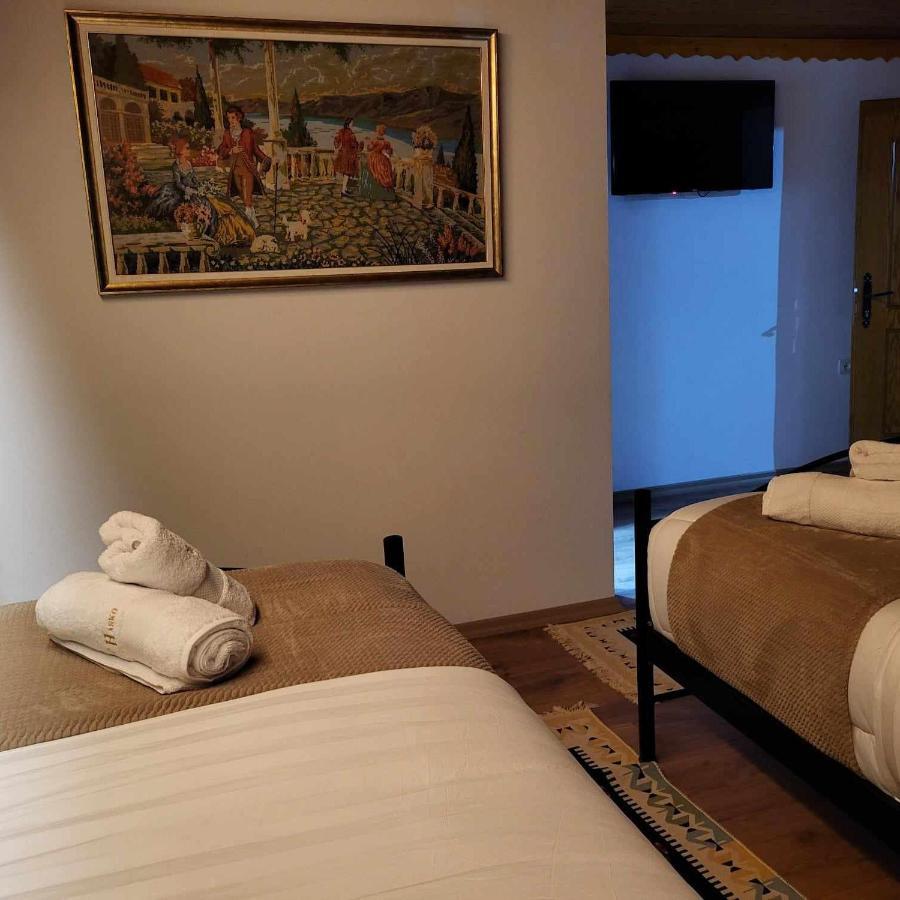 Guest House Hasko Gjirokastër 外观 照片