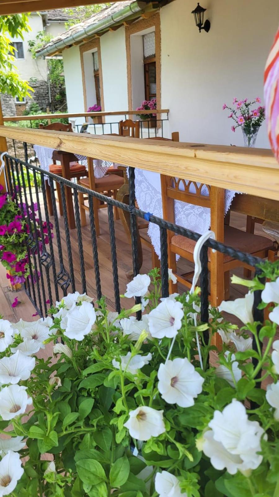 Guest House Hasko Gjirokastër 外观 照片