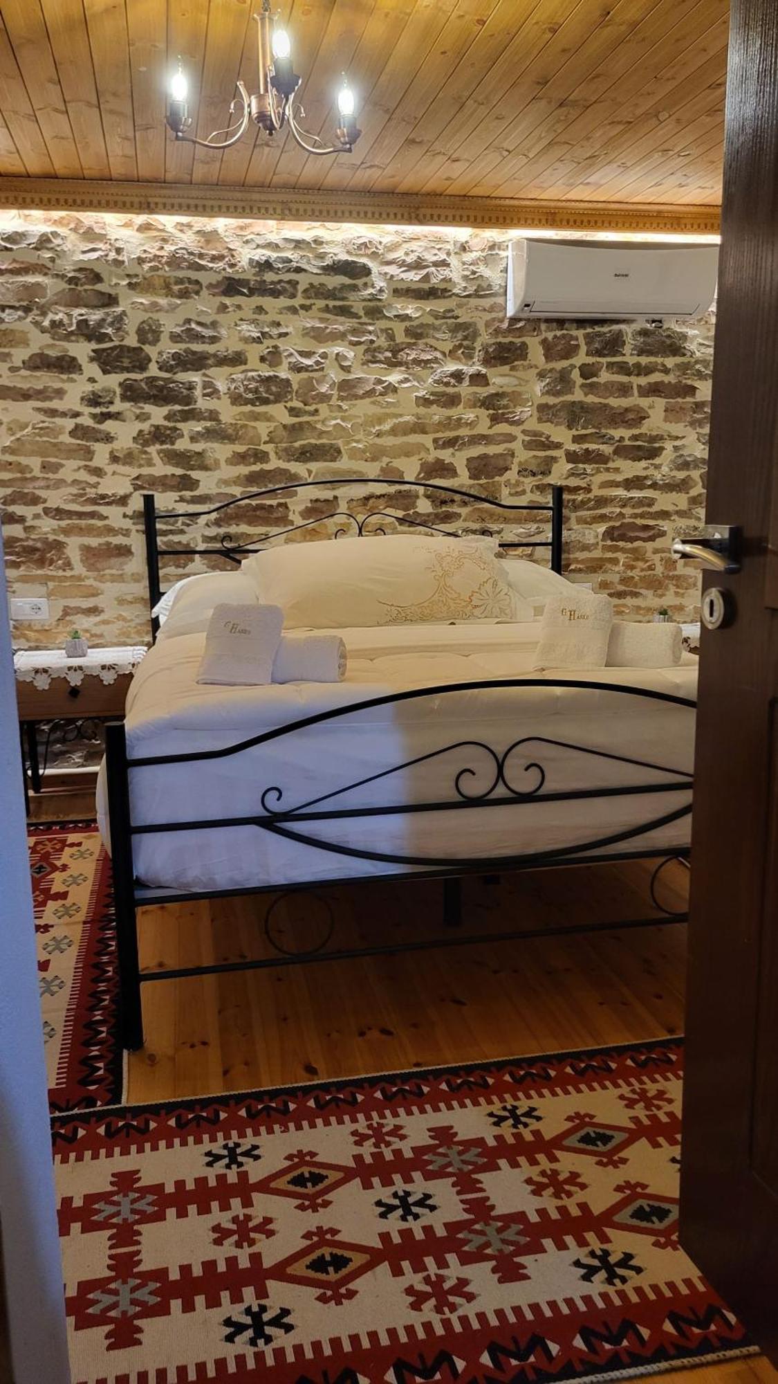 Guest House Hasko Gjirokastër 外观 照片