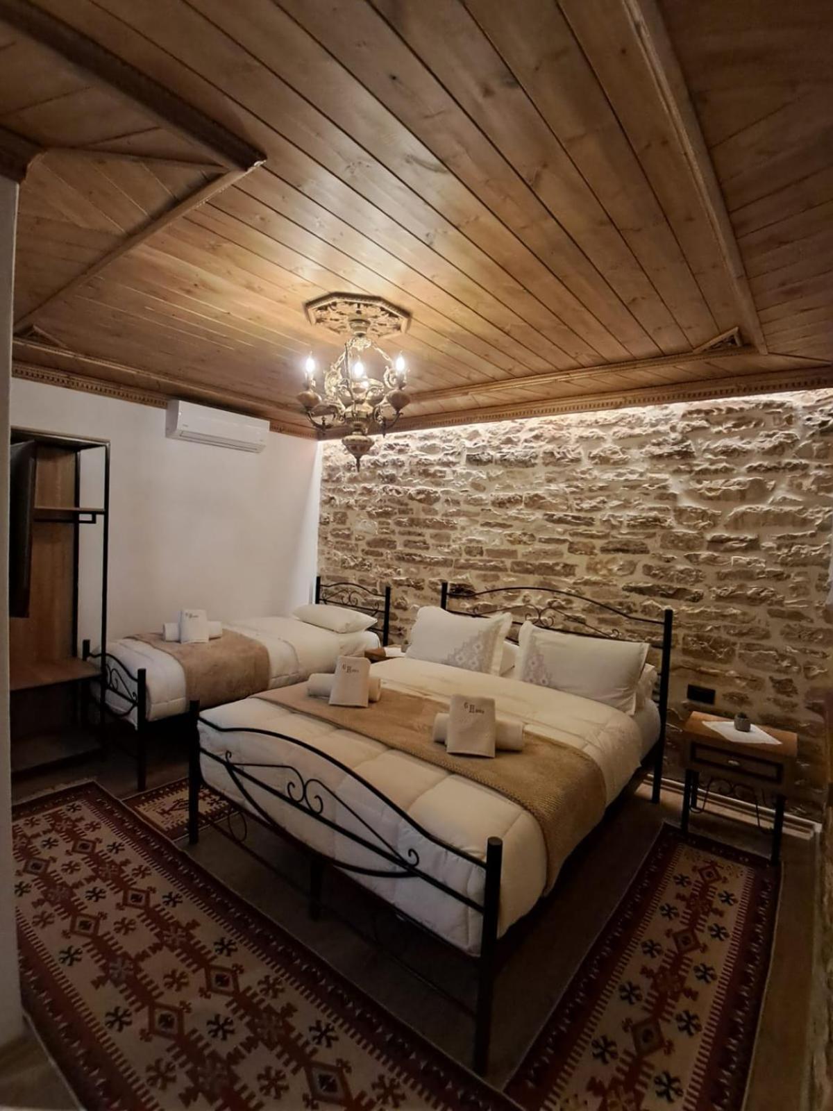 Guest House Hasko Gjirokastër 外观 照片
